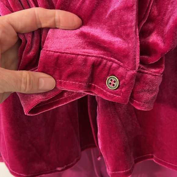 UMGEE Velvet Button Down Collared Tunic Top Ruby Pink Womans XL Long Sleeve - Picture 8 of 14